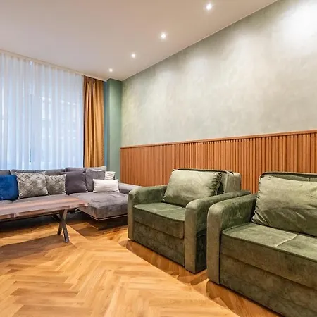Apartment Elegant & Stylish 2-bedroom Sofia
